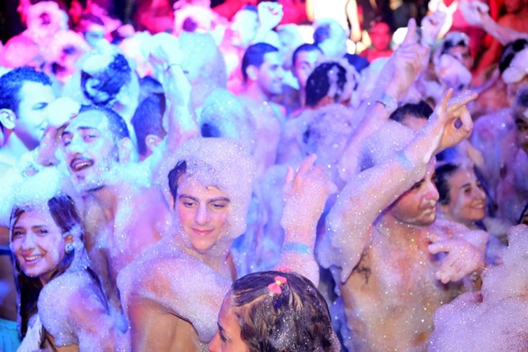Lebanon Largest FOAM Party 3 (2)